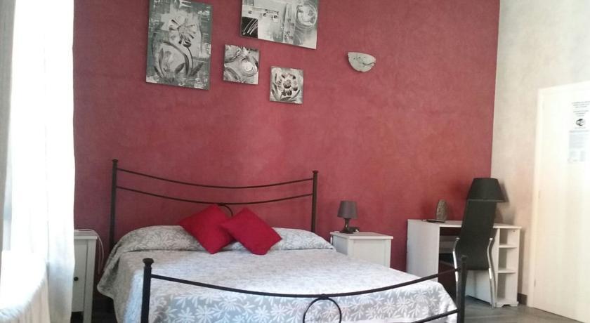 A Due Passi Dal Porto Hotel Civitavecchia Szoba fotó